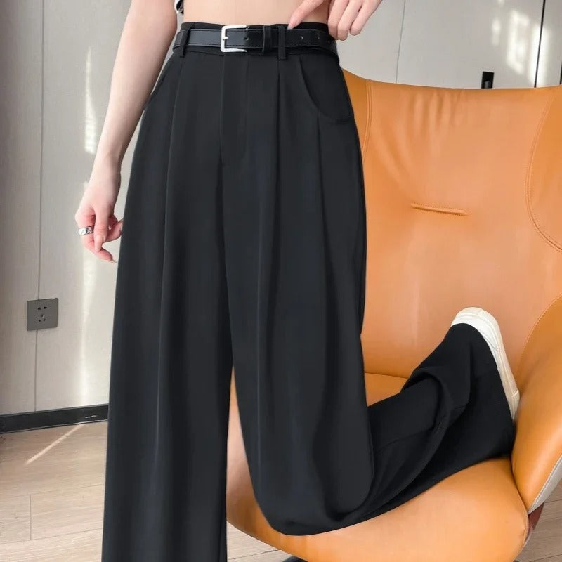 Pleated trousers