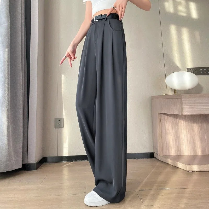 Pleated trousers