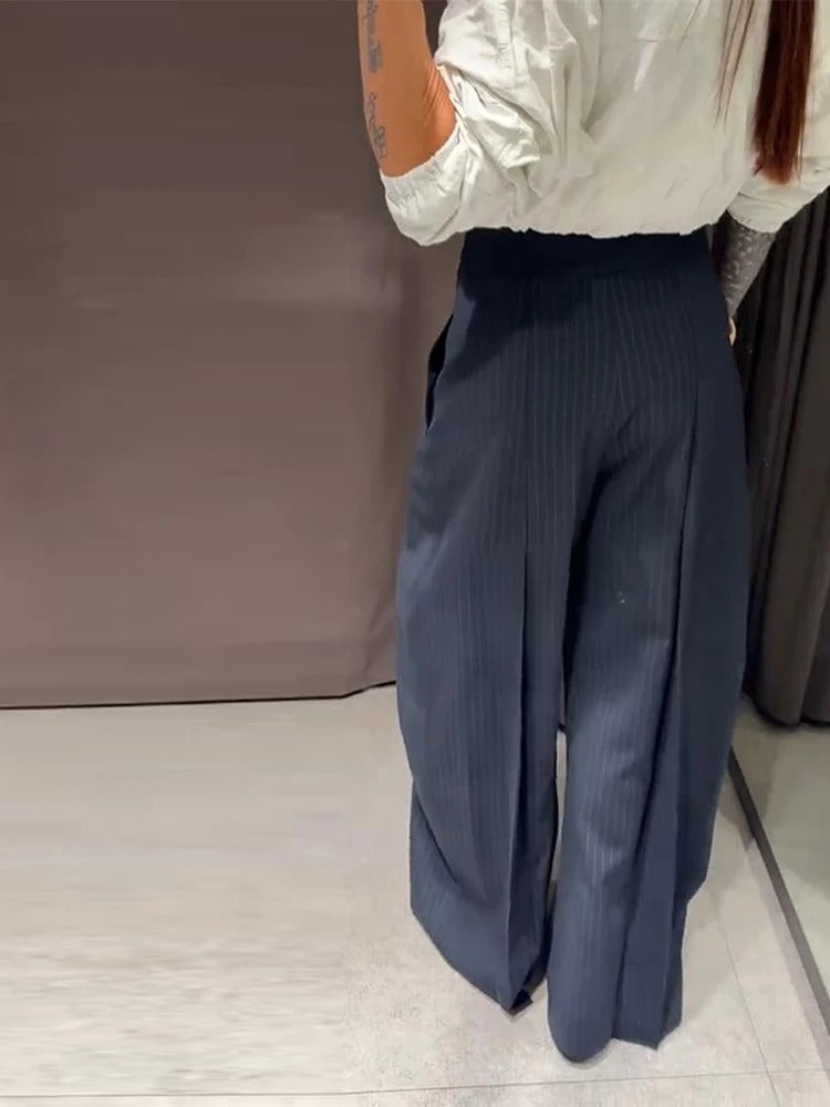 Pantalon estillo moderno