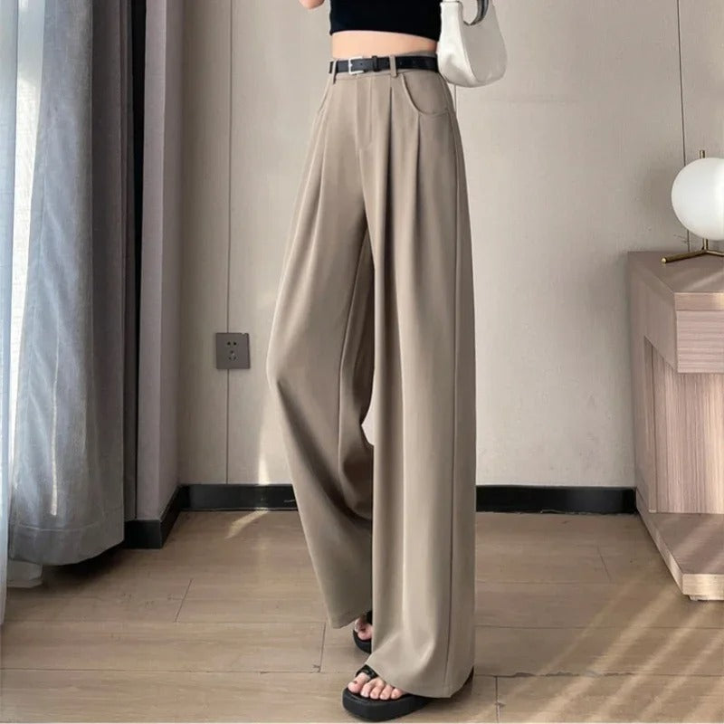 Pleated trousers