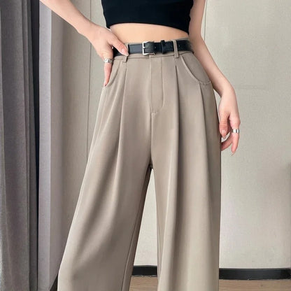 Pleated trousers