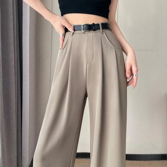 Pleated trousers
